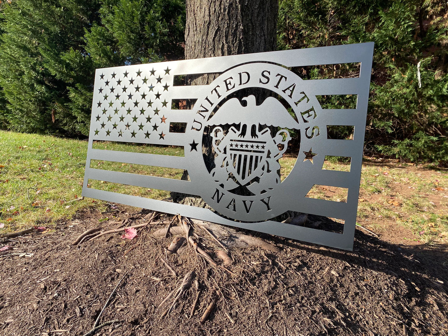 US Navy Metal American Flag Wall Art: Patriotic Indoor/Outdoor Sign